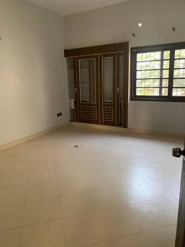 4 bed dd 1st floor West open portion available for rent 2