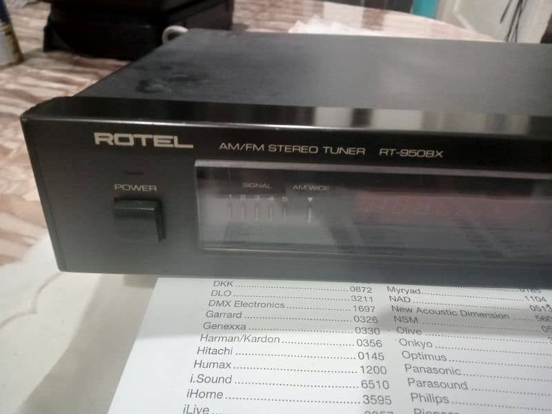 Rotel Flat Stereo amplifier 10