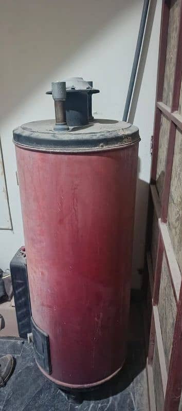 Gas Gyser for sale  25 Gln 0