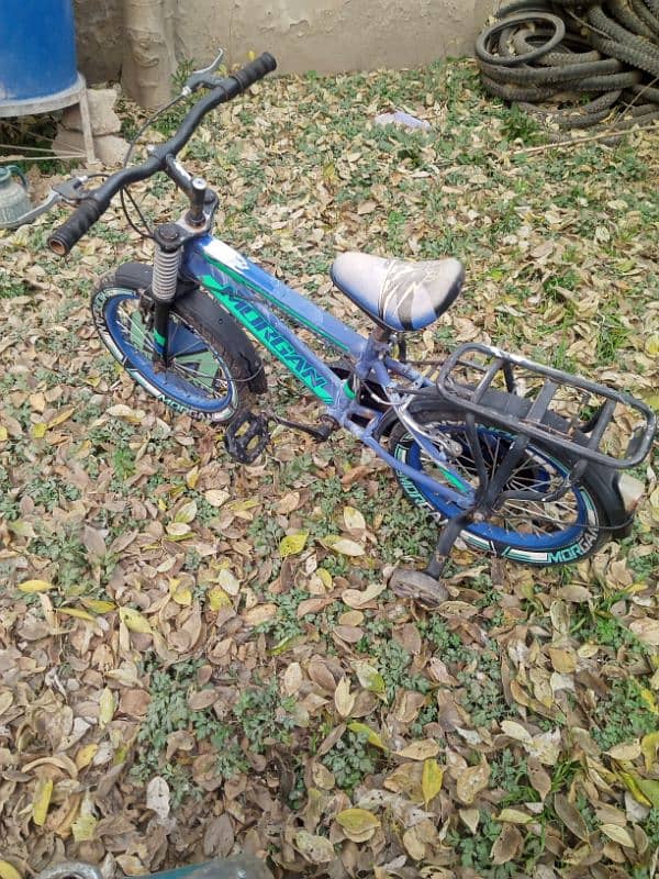 2  baby cycle for sale hain 0