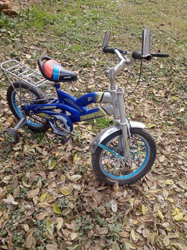 2  baby cycle for sale hain 9