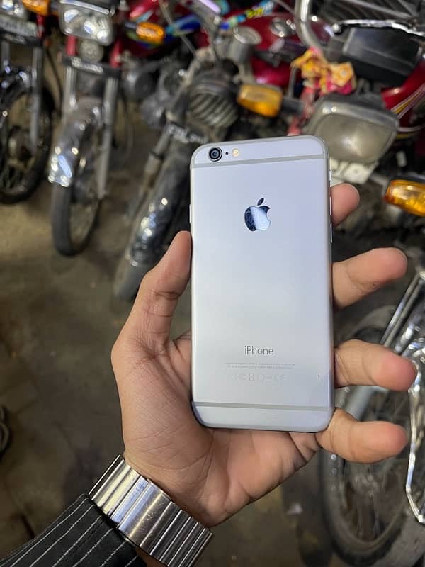 iPhone 6 non pta non active total like new 1