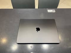 Macbook pro m3 pro non active book and good condition