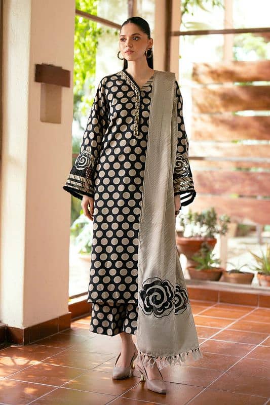 Ladies suit | 3 pcs suit | unstitch Suits | Karandi | Printed Suits 12