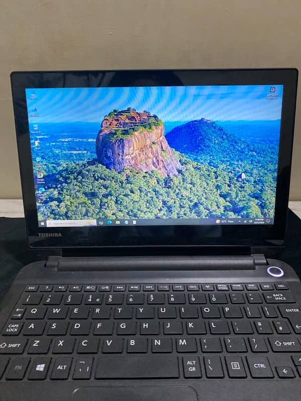 Toshiba Chrome book for SALE 0