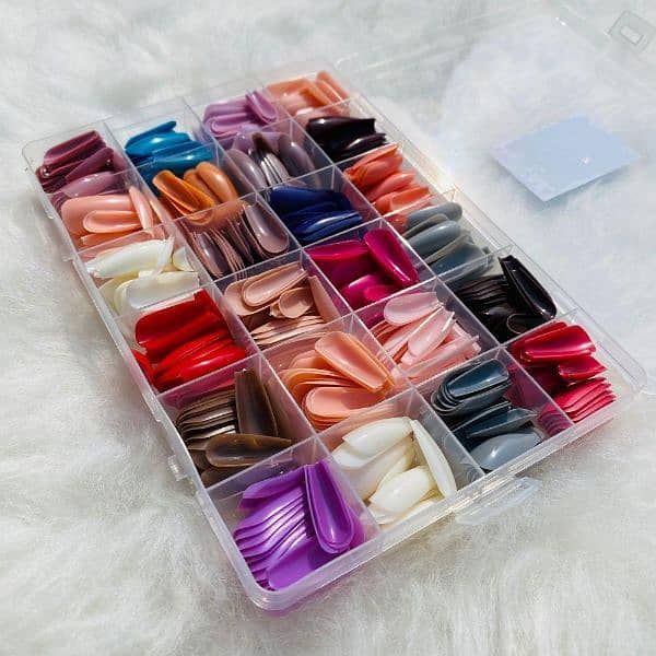 Coustmaizable Muticolor Fake Nails - 576 pcs for endless creativity 0