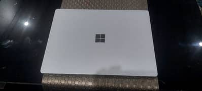 Microsoft surface laptop 2 with windows 11 pro