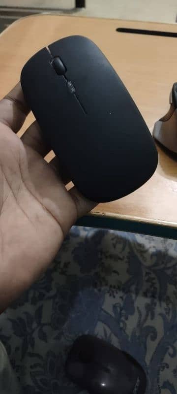 wireless mouse 1