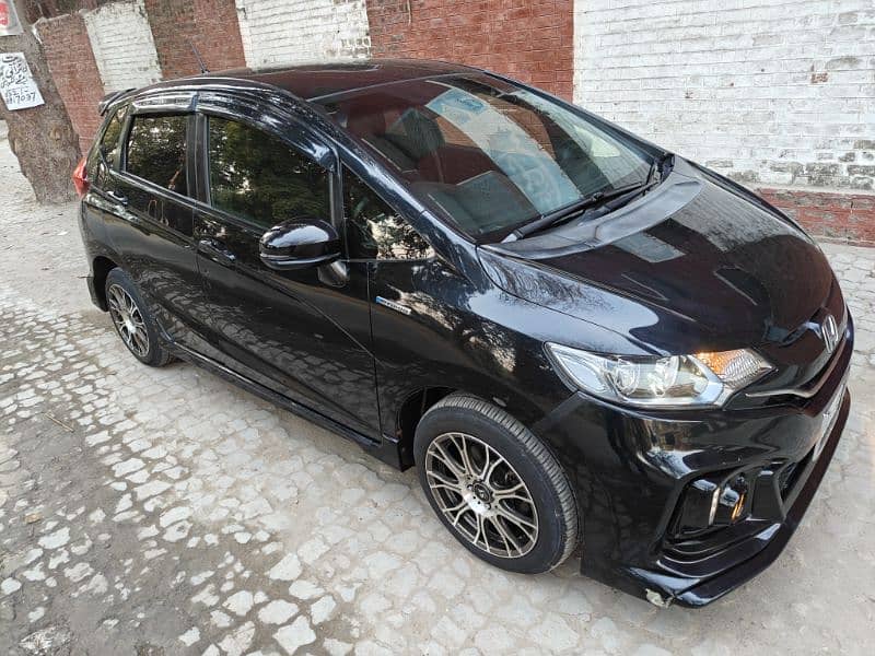 HONDA FIT RS TOP OF THE LINE RARE MODEL 2