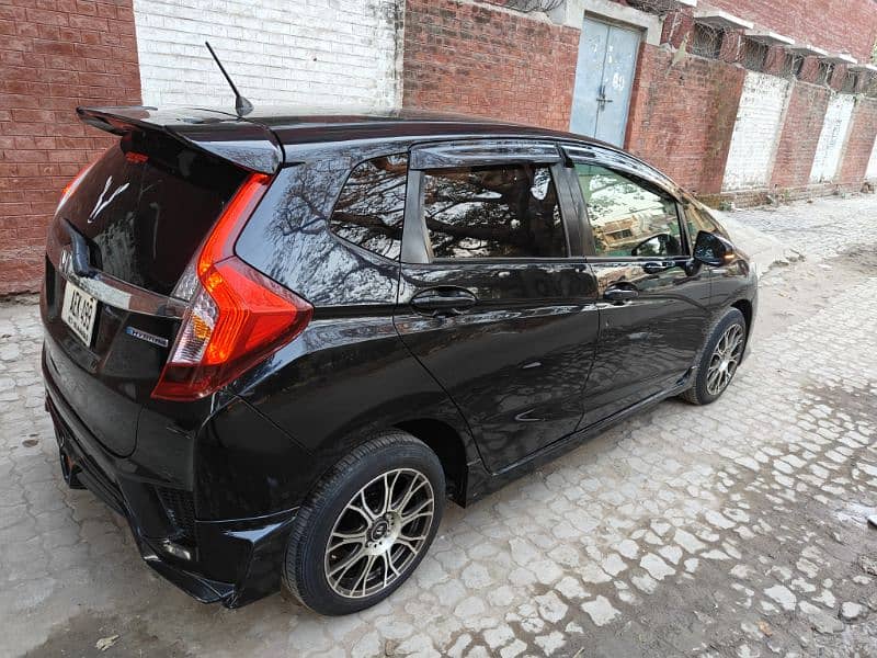 HONDA FIT RS TOP OF THE LINE RARE MODEL 4