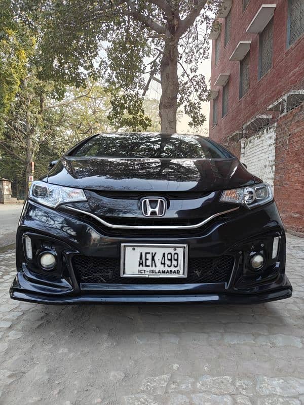 HONDA FIT RS TOP OF THE LINE RARE MODEL 14