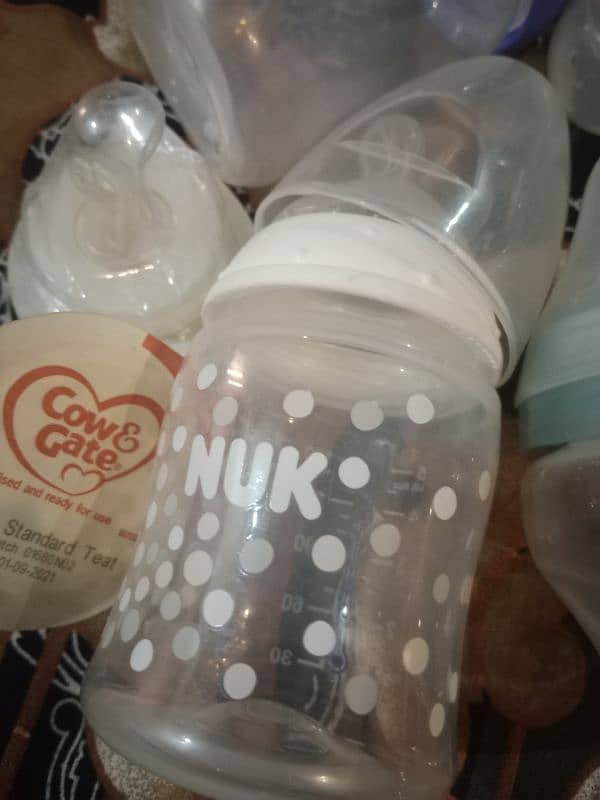 Imported Branded Feeding Bottle with extra nipples 4