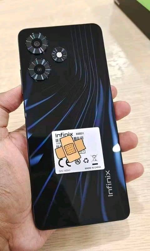 INFINIX HOT 30 0