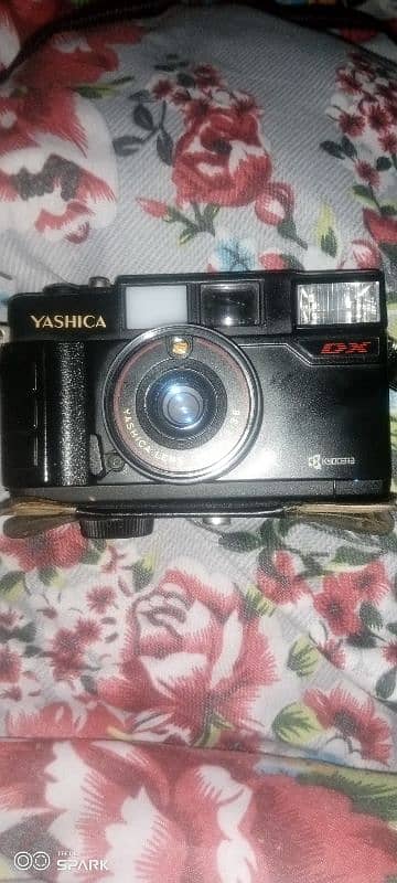 yashica camera 10 by 10 condition 0