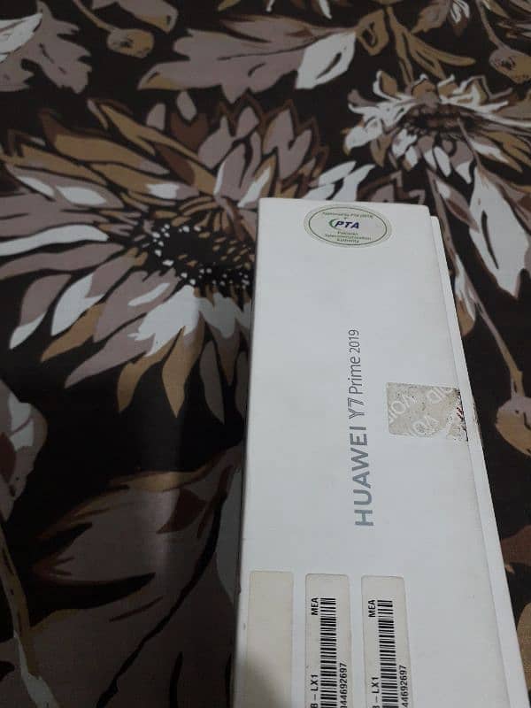 Huawei y7 prime 2019 original PTA Approved 3/64gb 2