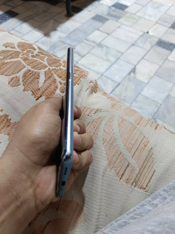 oppo reno 6 Pro (5g).       10/10 Condition.    12/256 2