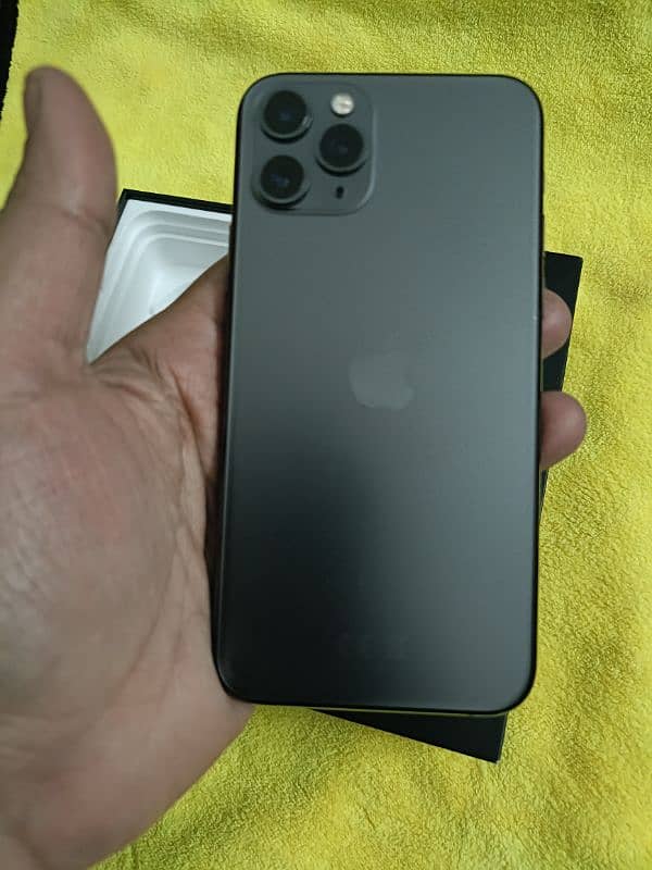 iphone 11 Pro 256gb Dual PTA Approved. . 1