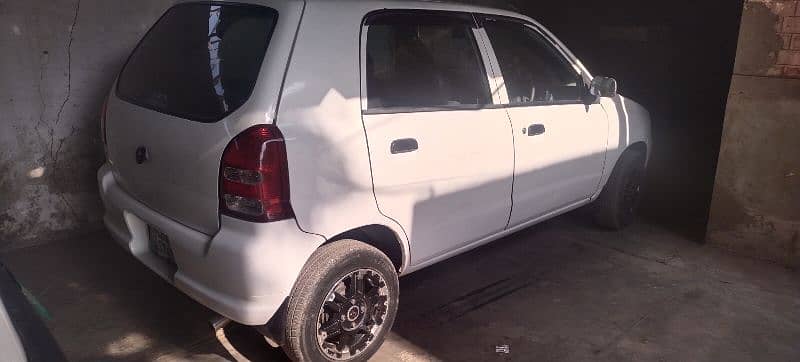 Suzuki Alto 2012 4