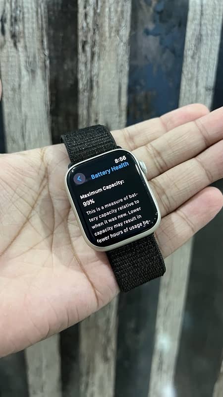 Apple Watch Series 8 45mm 99% Battery health 0