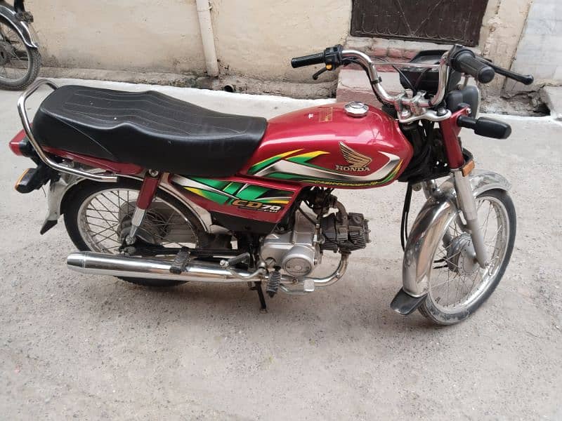 Honda cd70 2022 model Islamabad number 6