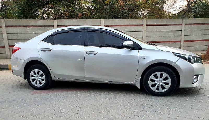 Toyota Corolla GLI 2016 4