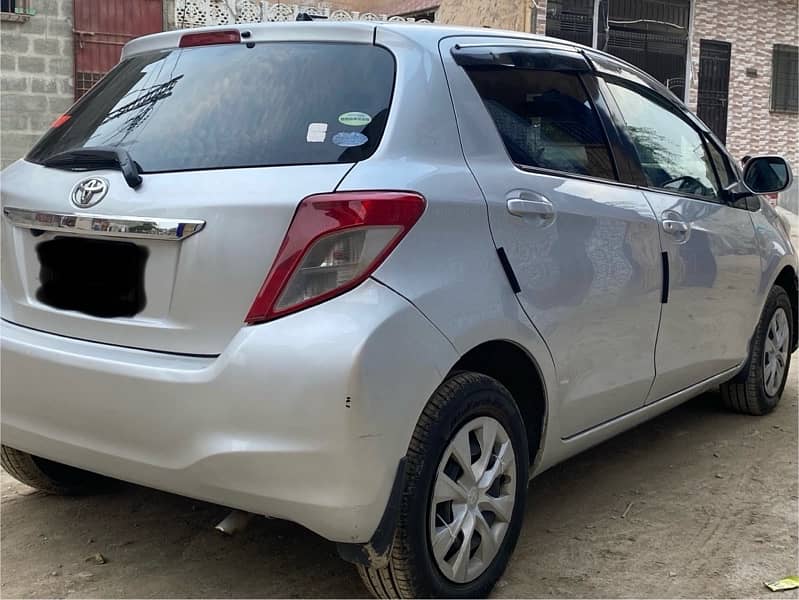 Toyota Vitz 2013 (2017 Registered) 1