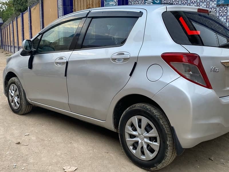 Toyota Vitz 2013 (2017 Registered) 4