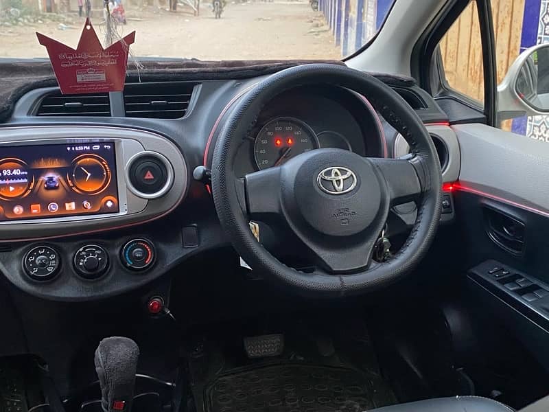 Toyota Vitz 2013 (2017 Registered) 12