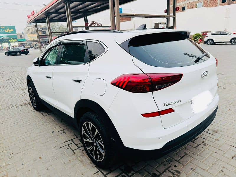 Hyundai Tucson 2024 4