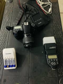 Canon eos 60D dslr DSLR Urgent Sale (Canon/Nikon/60D/600D)