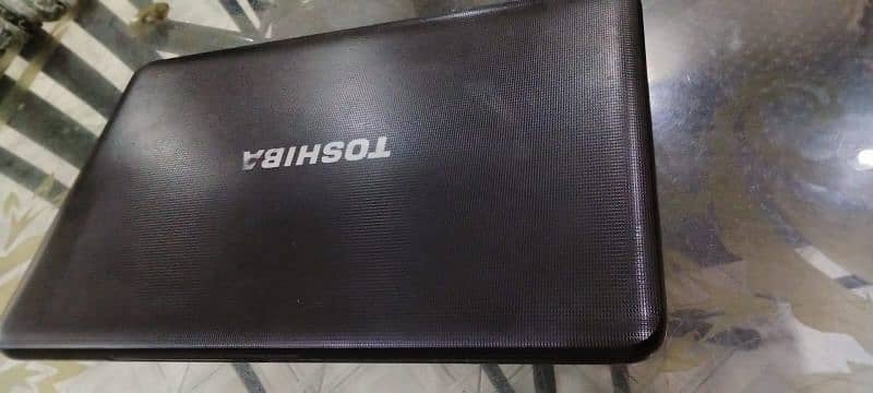 Toshiba core i 3 (3rd gen) plus charger 2