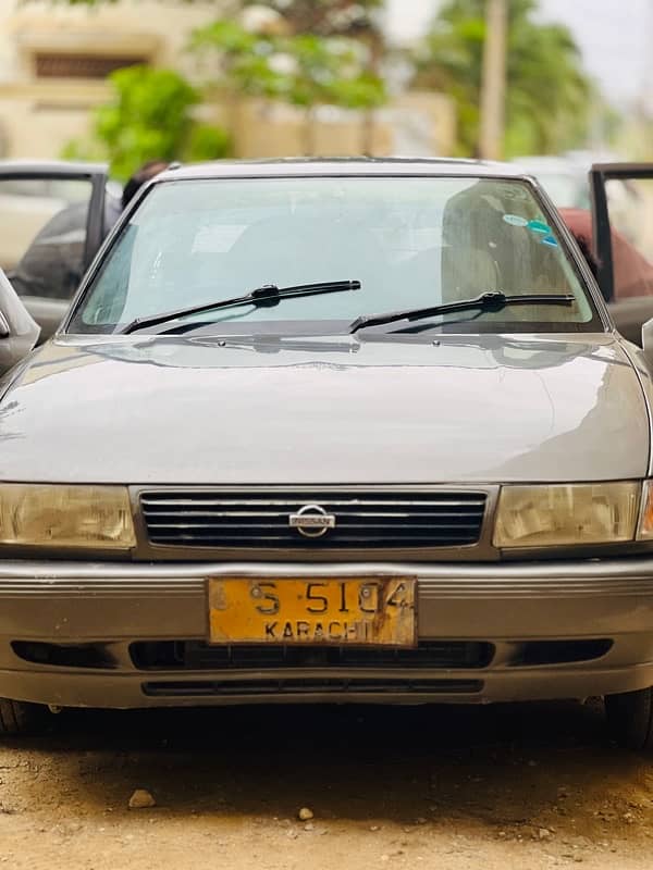 Nissan Sunny 1992 5