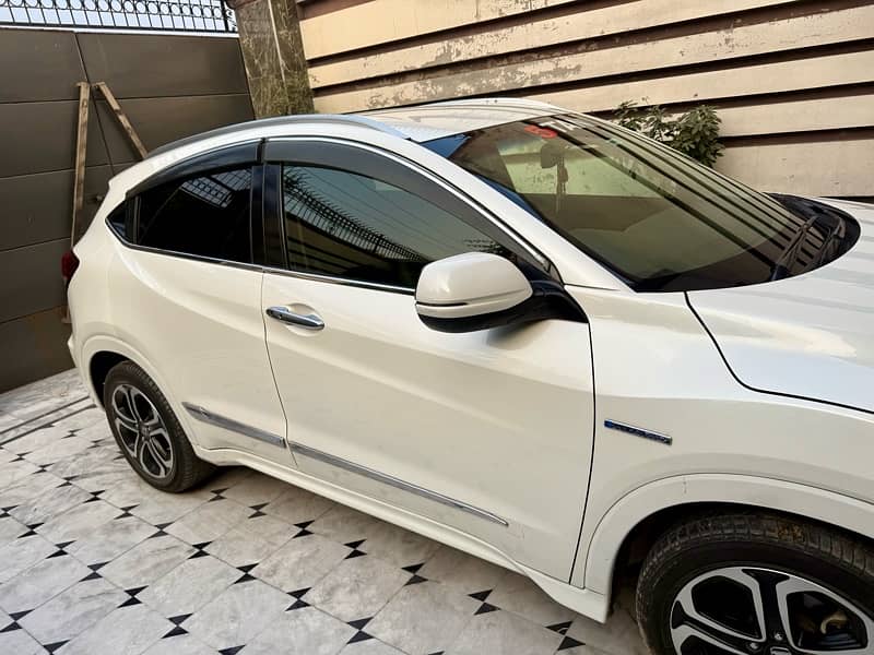 Honda Vezel 2015 model 2015 ( 0 ) Meter import and 2015 Registerd 9