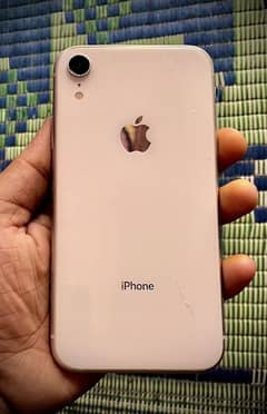 IPHONE_XR