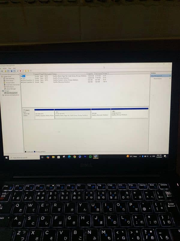 laptop Core i5 7th generation 8 GB Ram 3