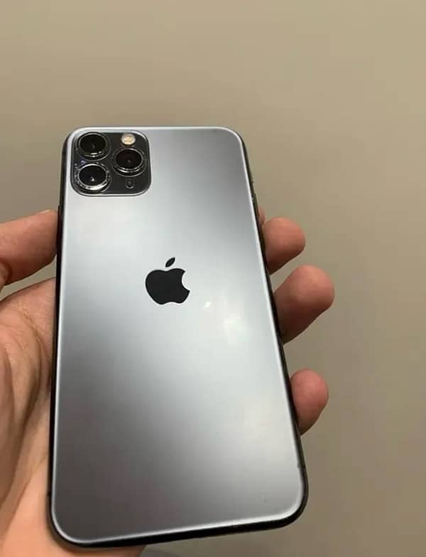 i phone 11 pro 2