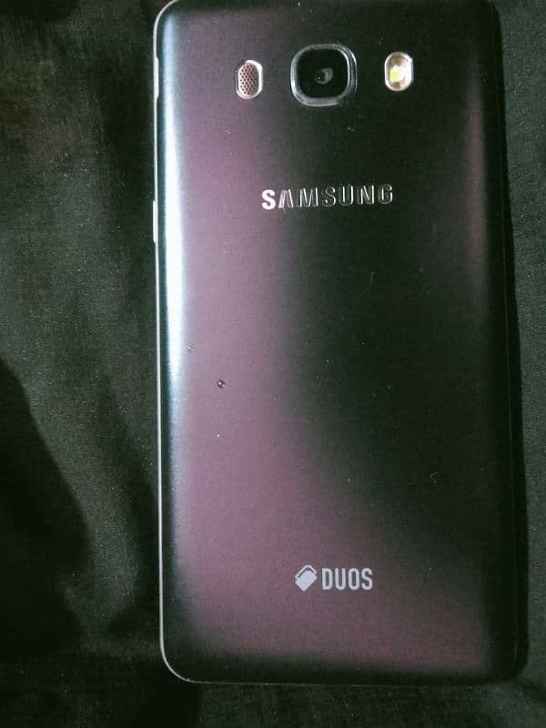 Samsung J5 good condition 0