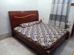 Bed room set with mattress contact number 0/3/3/3/2/6/6/7/8/2/9