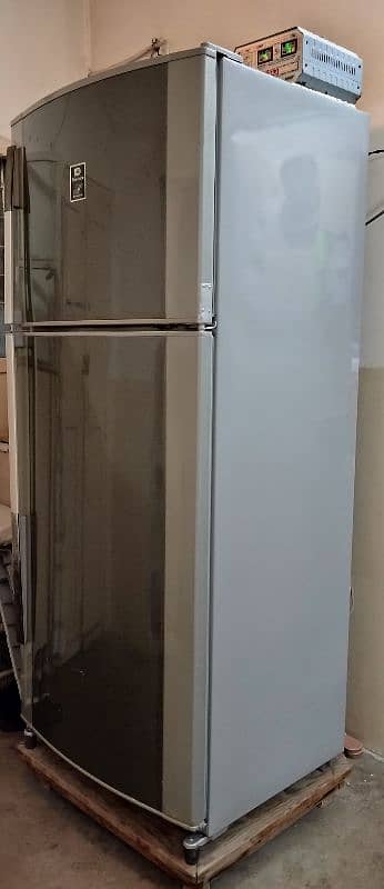 Dawlance 91996M Refrigerator *Excellent condition* 3