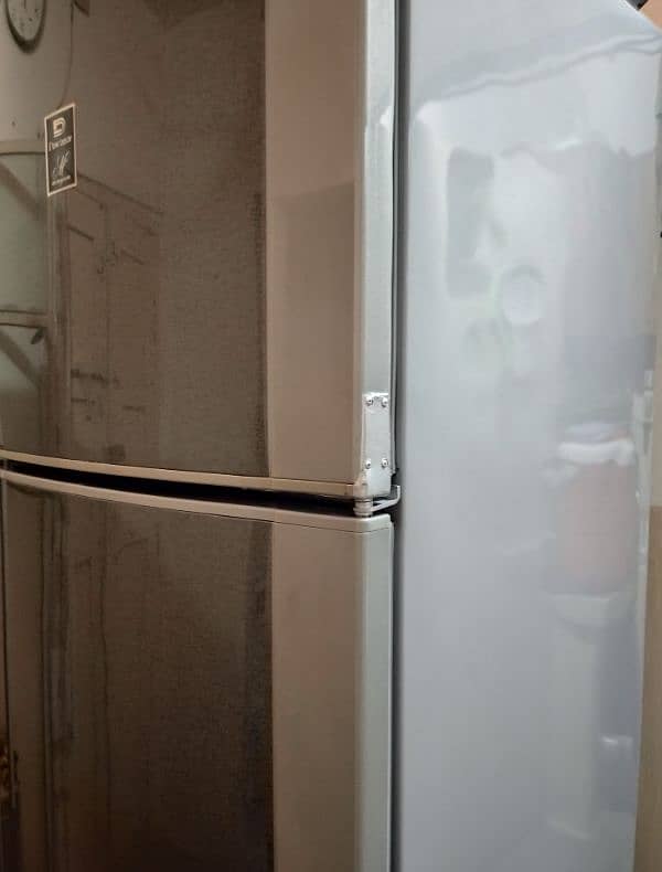 Dawlance 91996M Refrigerator *Excellent condition* 6