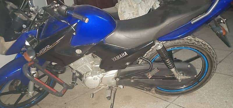 Yamaha ybr125 1