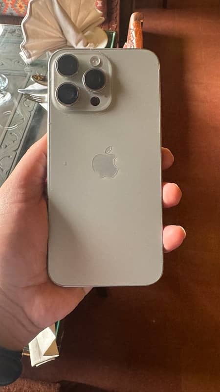 iPhone 15pro max 256gb Natural Titanium 0