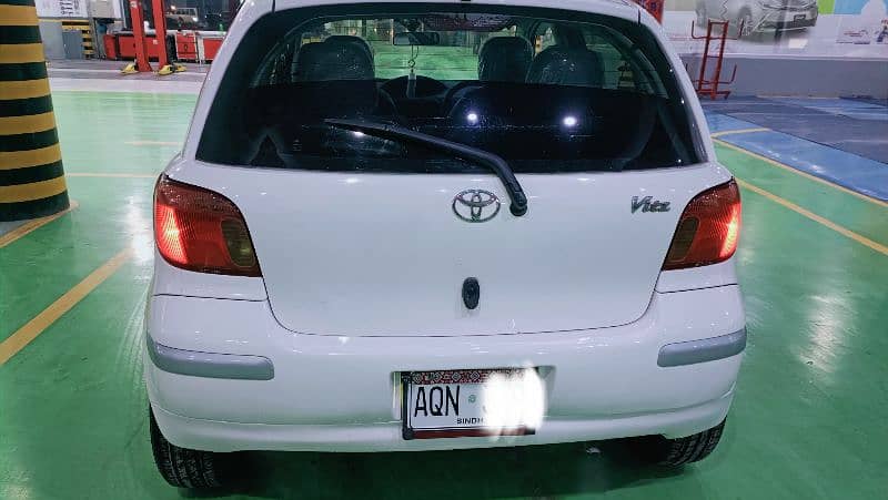 Toyota Vitz 2004 FL pakege 4