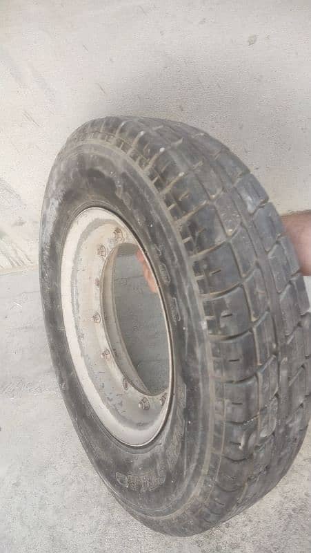 Rickshaw Tyre With Rim 3