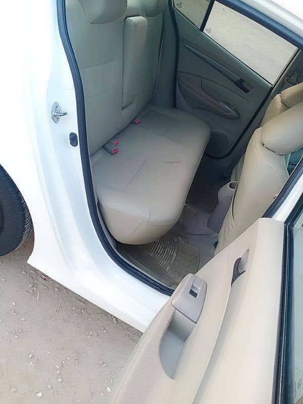 Honda City IVTEC 2018 genuine condition car 8