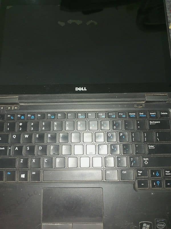 Dell Core i5 Touch Screen Laptop 4