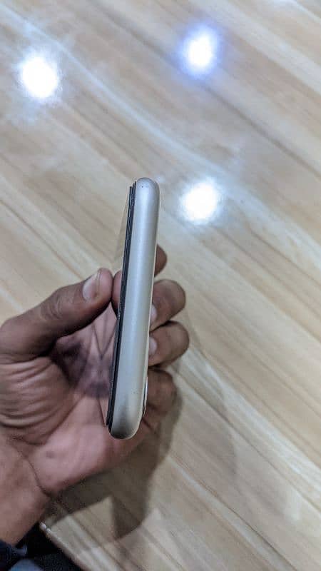 APPLE IPHONE 11 NON PTA (factory unlocked) 5