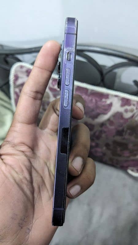 iPhone 14 Pro NON PTA 128 GB 4