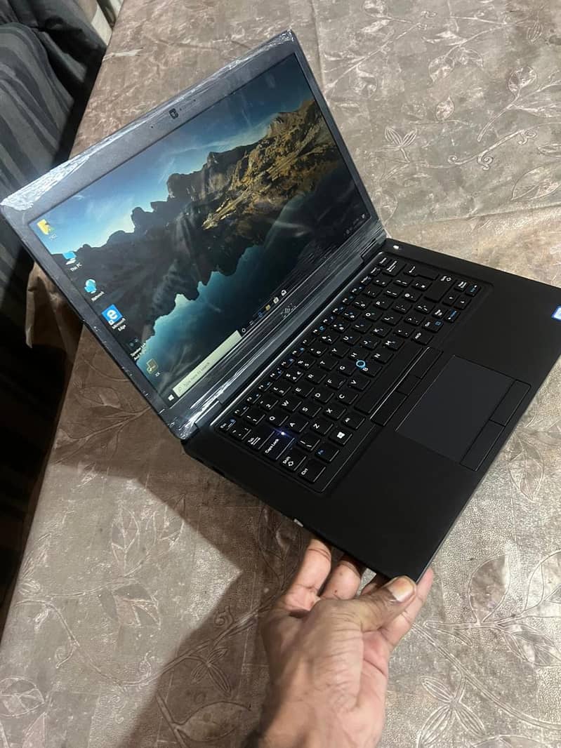 Dell Latitude 5490 Core-i5-8th Gen 1