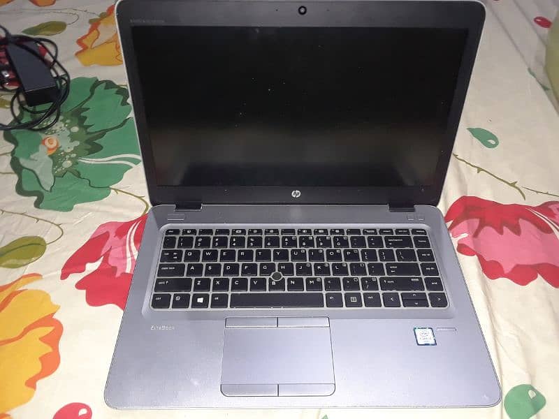 Hp elitebook 840 g3 6th gen 8/256 ci5 4